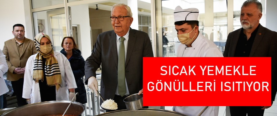 KDZ. EREĞLİ BELEDİYESİ, SICAK YEMEKLE GÖNÜLLERİ ISITIYOR