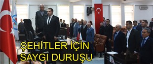 KDZ. EREĞLİ MECLİSİ’NDE ŞEHİTLER İÇİN SAYGI DURUŞU